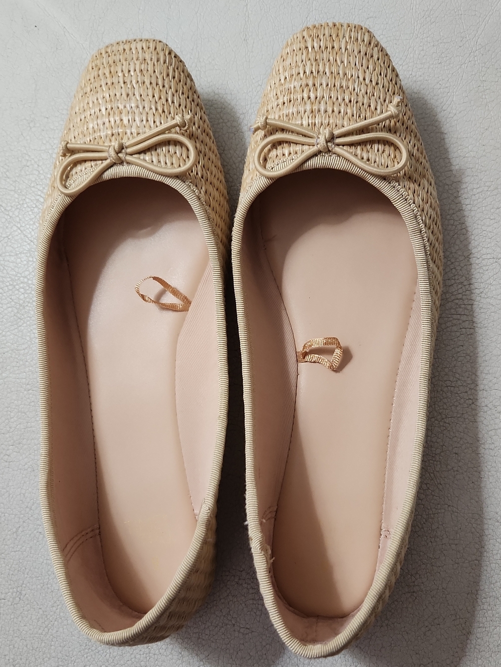 Time and Tru Beige Woven Ballet Flats with Bow
